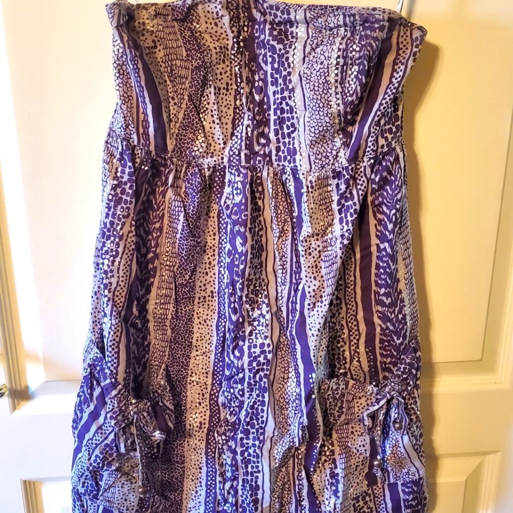 Strapless dress with pockets